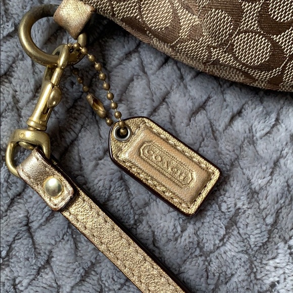 Coach Wristlet - Picture 2 of 5